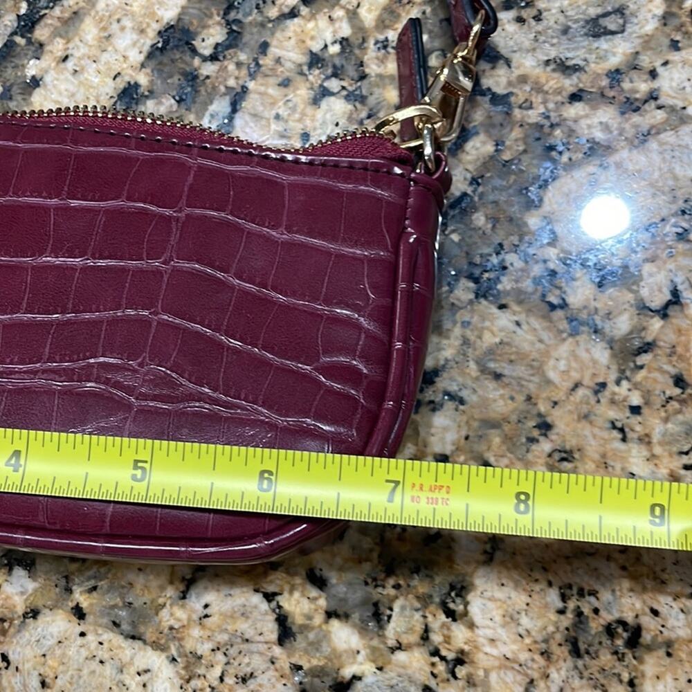 Expressions NYC Croc Print Mini Bag 3 in 1 Crossbody NWOT Purple - Picture 5 of 11